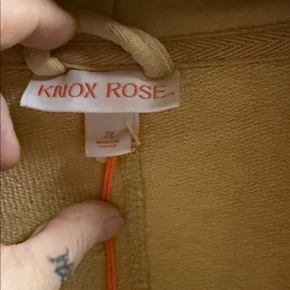 Knox Rose Tan Textured Cardigan - Picture 2 of 3